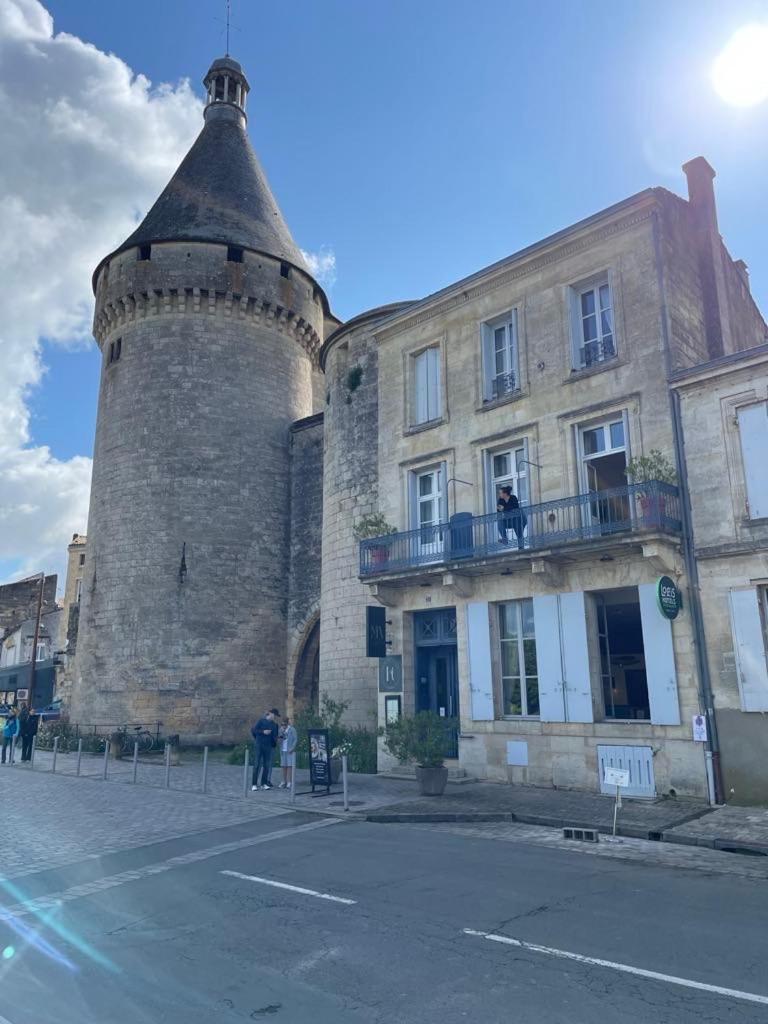 Logis Hotel De La Tour Libourne Dış mekan fotoğraf