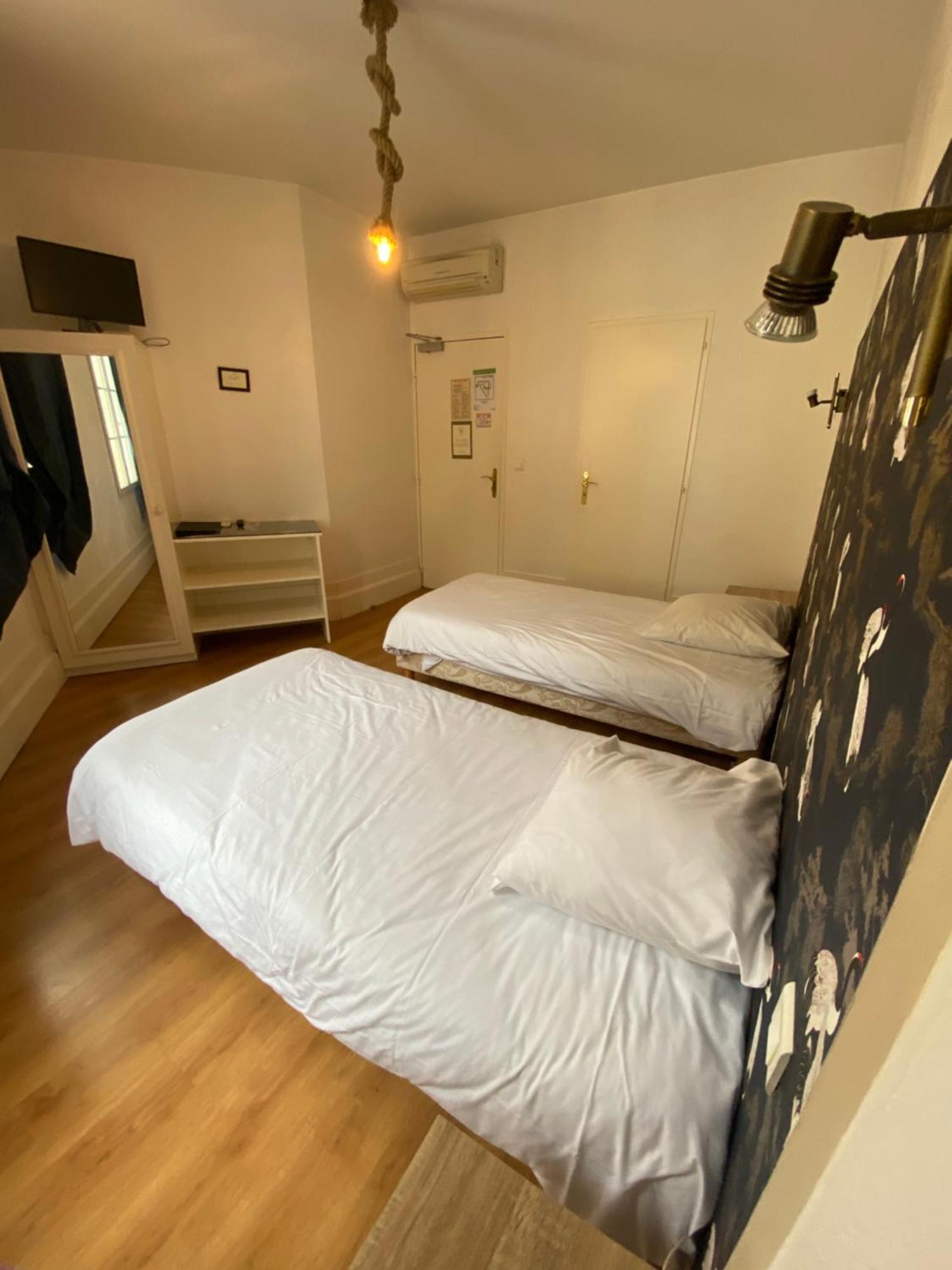Logis Hotel De La Tour Libourne Dış mekan fotoğraf